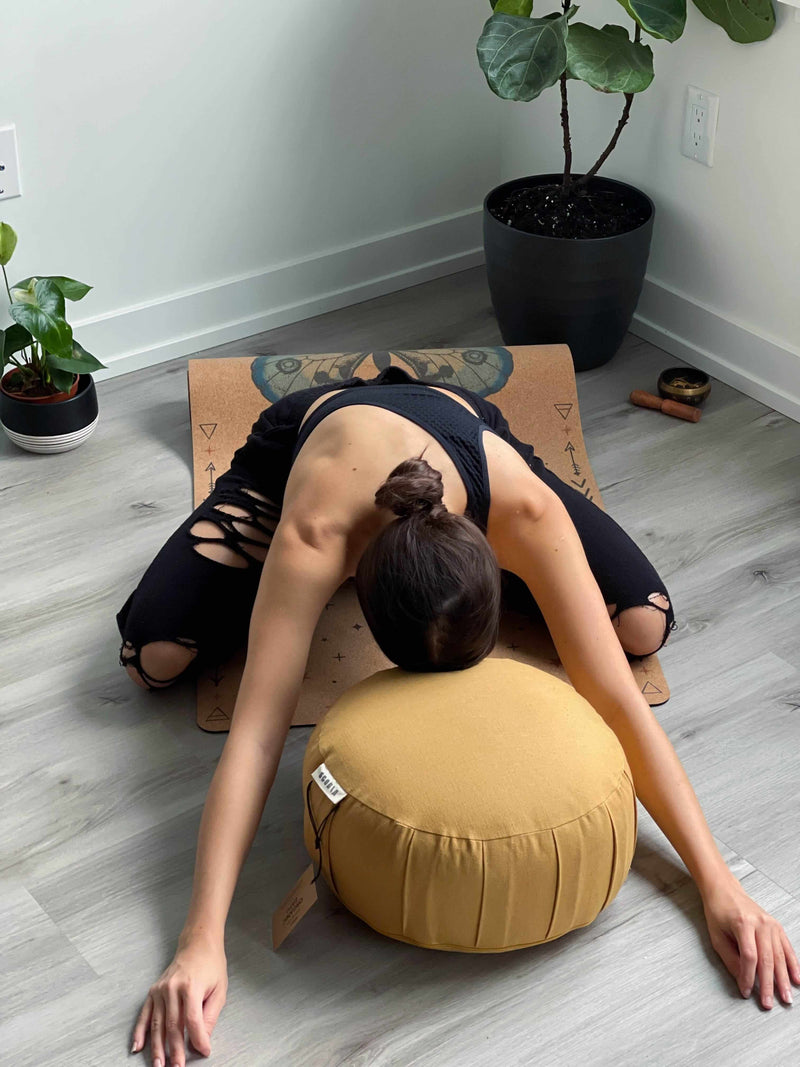 best zafu meditation cushion pillow - YOGI TIMES